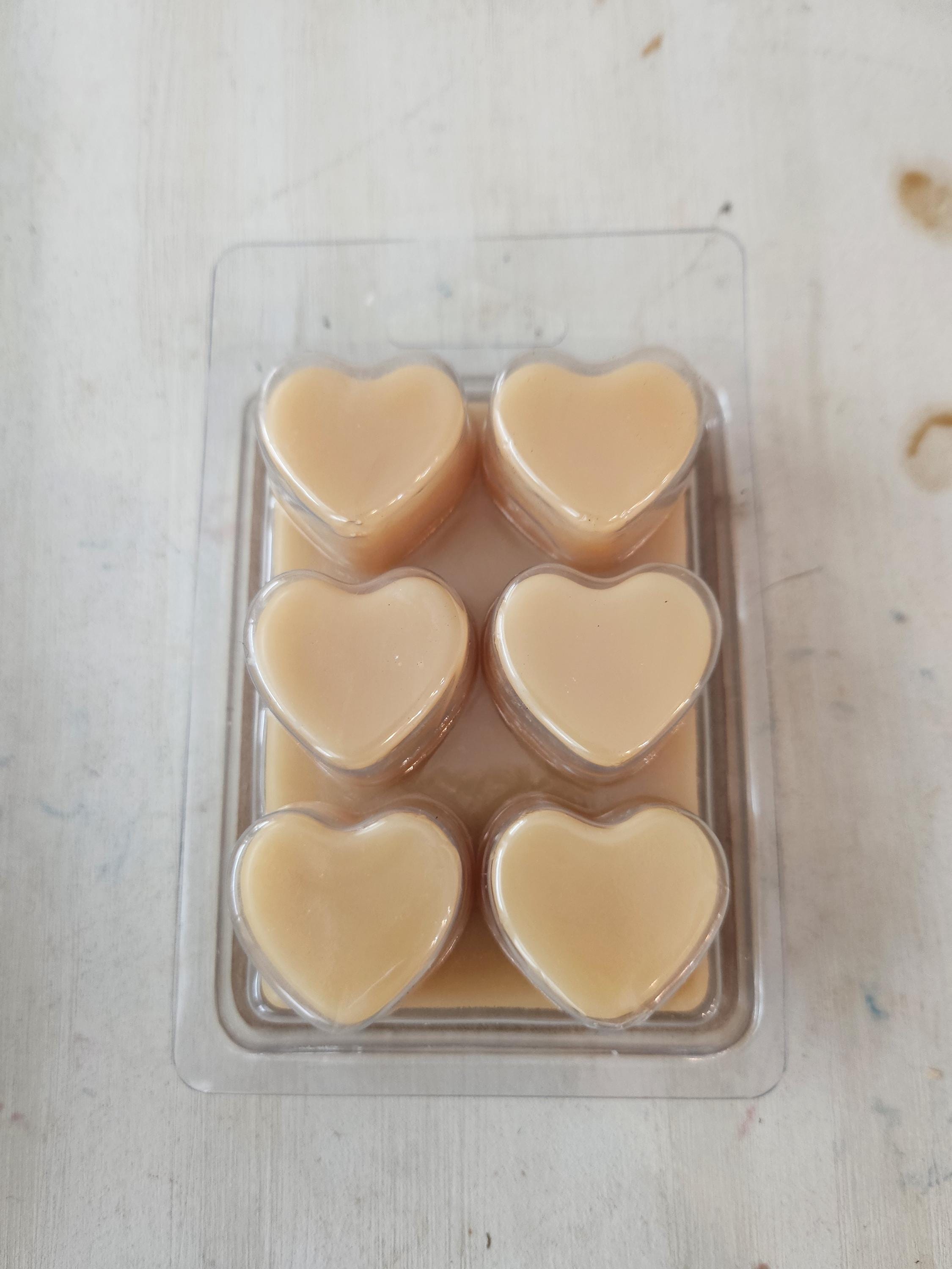 Hand-Poured Soy Wax Melts in Clamshell – Long Lasting, Highly Scented Melts for Warmers - Thumbnail 7