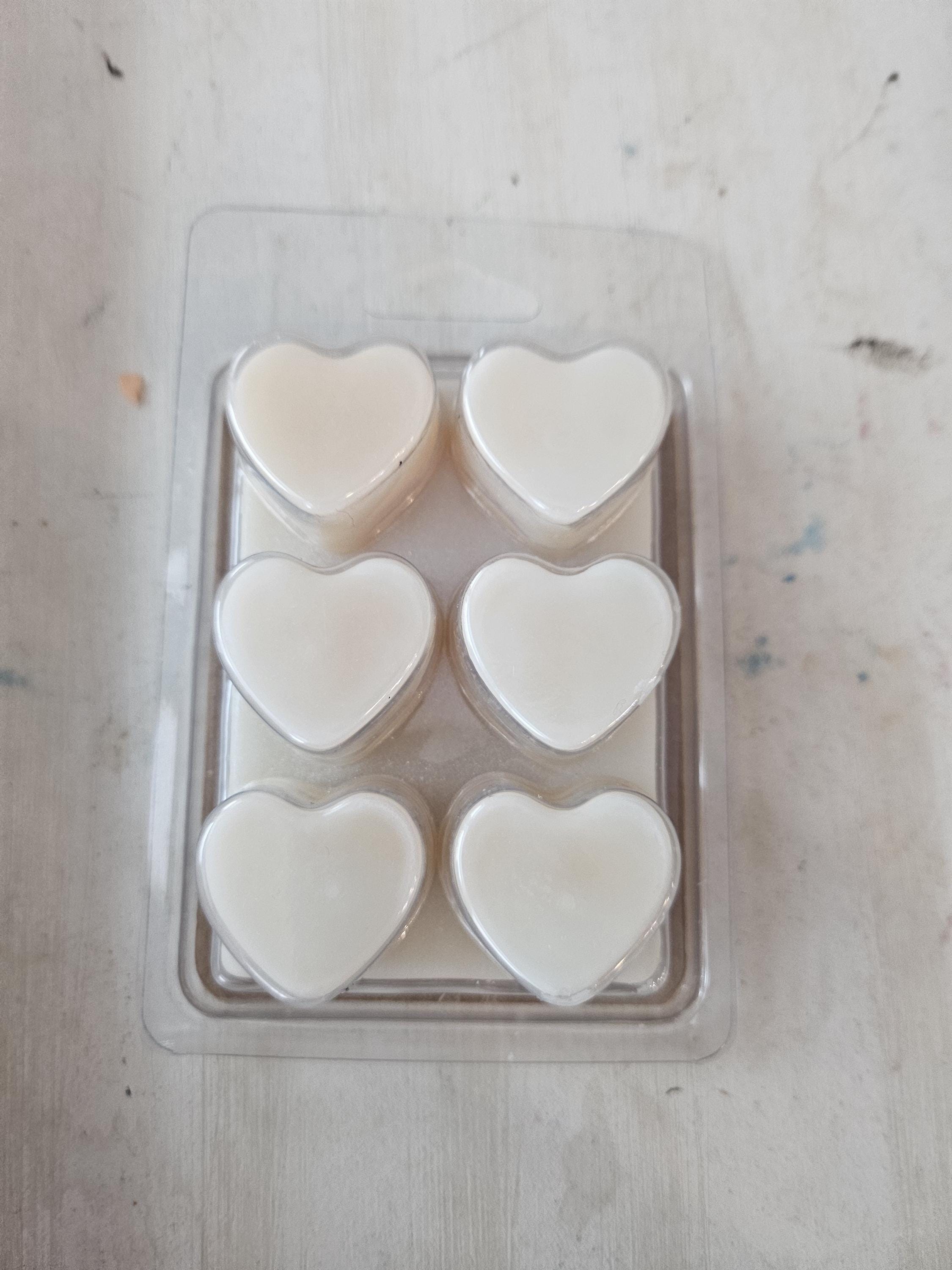 Hand-Poured Soy Wax Melts in Clamshell – Long Lasting, Highly Scented Melts for Warmers - Thumbnail 5