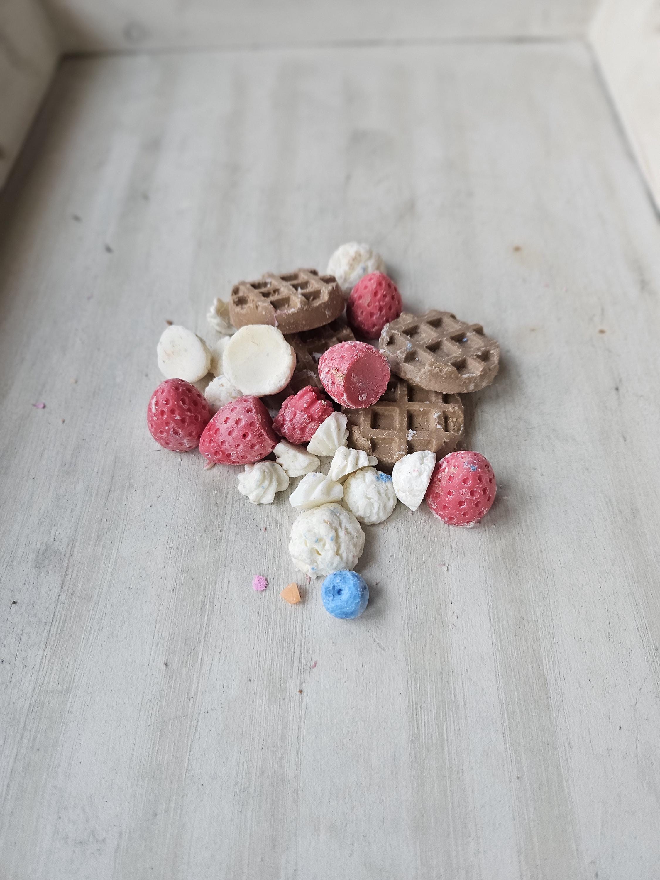 Vanilla Gelato & Waffles Wax Melts | Dessert Wax Melts | Soy Wax Melts | Sweet Bakery Scent | Handmade Gift | Realistic Wax Melts - Thumbnail 7