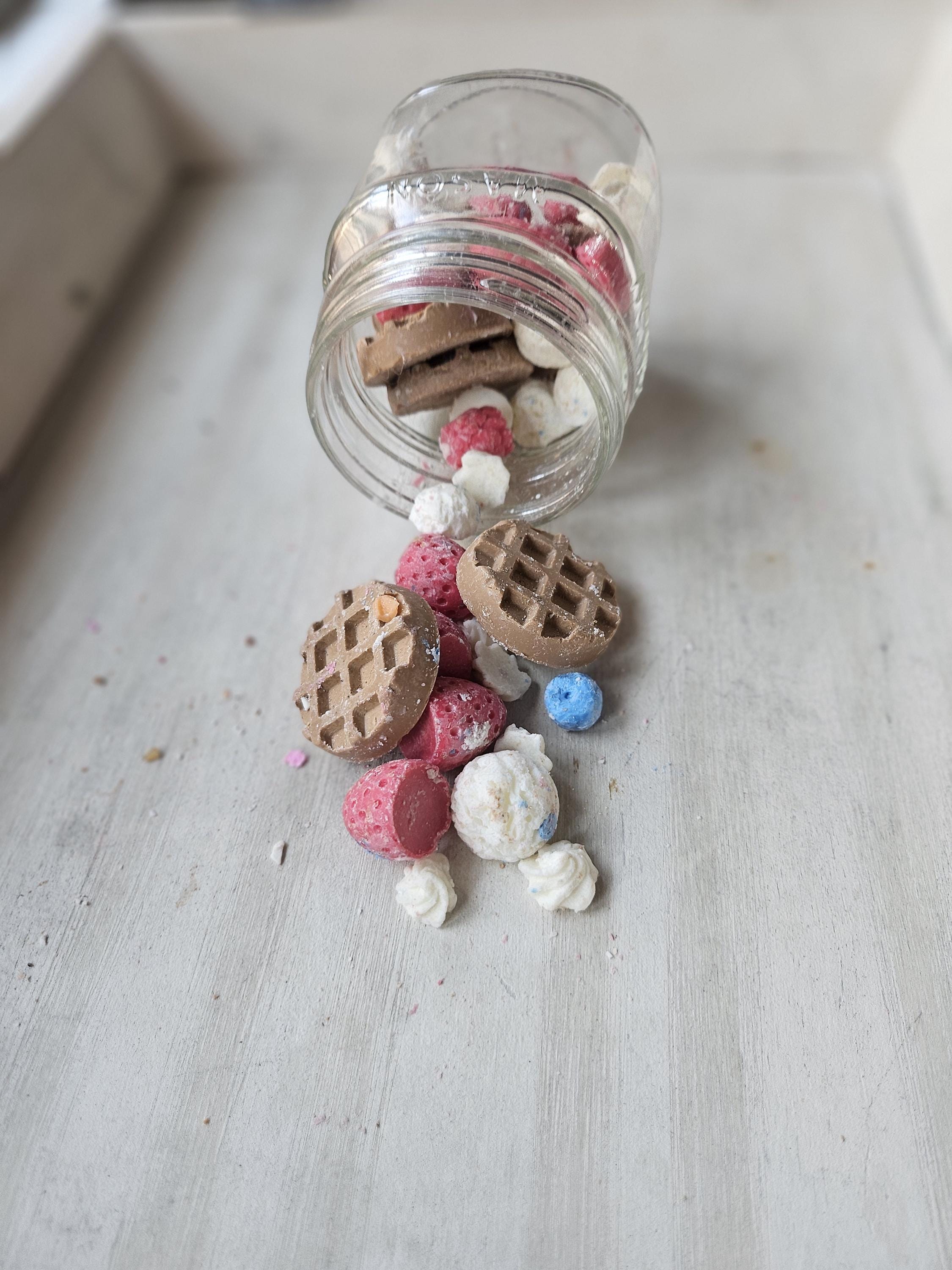 Vanilla Gelato & Waffles Wax Melts | Dessert Wax Melts | Soy Wax Melts | Sweet Bakery Scent | Handmade Gift | Realistic Wax Melts - Thumbnail 6