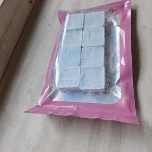 Handmade Soy Wax Melts: Highly Scented, Gift-Ready Holographic Bag