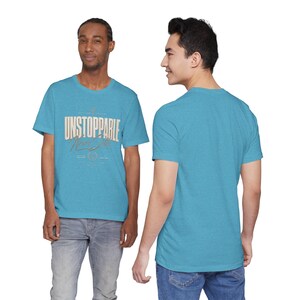Camiseta "Imparable, nunca te conformes" / Camiseta con tipografía motivacional imagen 18