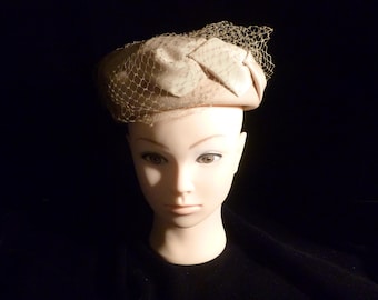 Beige Felt and Ribbon Pillbox Hat