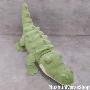 Cute Crocodile Plush Pillow – Soft Alligator Stuffed Animal Toy – Kawaii Reptile Plushie for Kids & Adults – Animal Body Pillow Gift