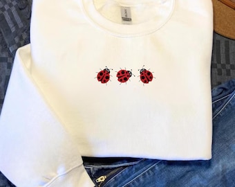 Sudadera con mariquita bordada - Amuleto de la suerte / Regalo especial para amantes de la naturaleza