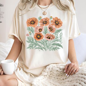 Boho Wildflower T-Shirt, Botanical Graphic Tee, Cottagecore Vintage Shirt, Spring Comfort Colors Tee, Gift for Her, Aesthetic Shirt