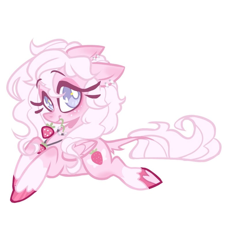 K&ouml;nnte beinhalten: Eine digitale Illustration eines hellrosa Pony-Charakters mit langer, welliger M&auml;hne und Schweif. Das Pony hat gro&szlig;e, ausdrucksstarke Augen, ein Erdbeersymbol auf der Flanke und h&auml;lt eine Erdbeerkette im Mund.