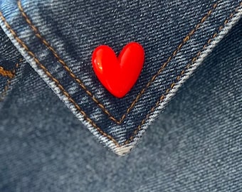 Broche de Coração – Broche de Coração Vermelho para Roupas, Mochilas, Jaquetas e Bolsas – Acessório Fofo