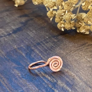 Hammered Copper SPIRAL Nose Cuff - Faux Nose Ring - Made to Order