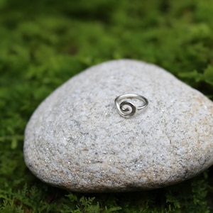 Hammered Sterling Silver Open Spiral Nose Ring - Single or Double - 18gauge OR 20gauge - Pierced Nostril Jewelry - Made to Order