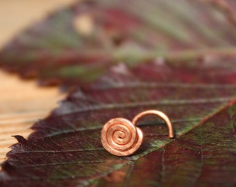 Hammered Copper Wide Spiral Nose Stud Screw or L-Shape Piercing - 20gauge OR 18gauge -Pierced Nostril Jewelry - Statement Nose Stud