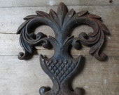 Antique iron finial fence gate Ornamental pediment Garden Home Supplies Architectural salvage Rustic weathered