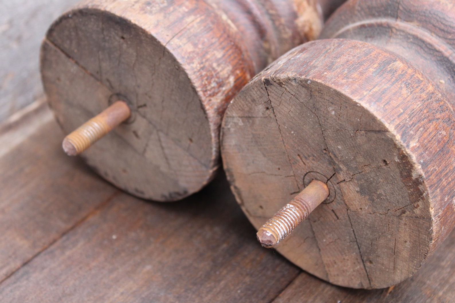 2 vintage wood posts table legs 23 inch chunky spindles Etsy
