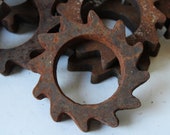 ONE Vintage sprocket plate gears Salvage industrial steampunk equipment parts Repurpose Supplies