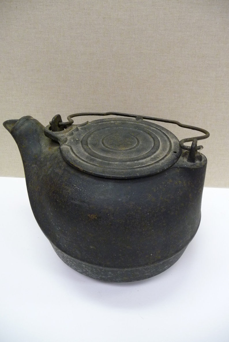Antique cast iron Tea Kettle Number 7 coffee pot Primitive Etsy