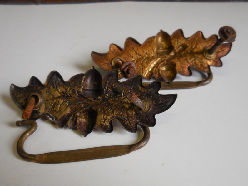 Two antique Drawer Handles Pulls Acorn Oak leaves Aged brass Etsy