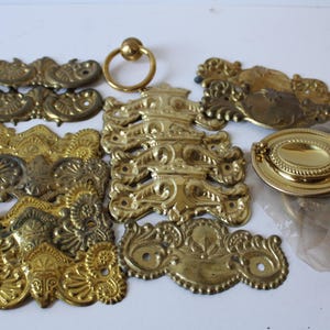 Lot drawer handles brass plates pieces parts vintage architectural salvage Victorian restoration hardware repurpose supplies NOS