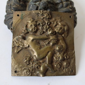 Antique brass plate Cherubs w/ flowers architectural salvage ornamental Victorian hardware