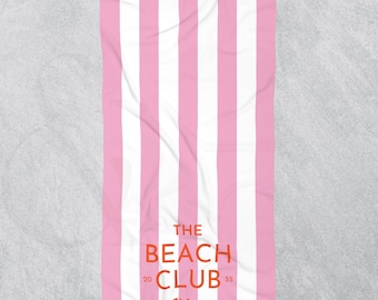 The Beach Club roze cabana gestreepte aangepaste handdoek - Beach Club handdoek, Bach strandlaken, reishanddoek meisjes, bijpassende handdoeken, vakantie aandenken