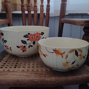 Vintage 50s Halls Superior side dish & large bowl set - Mary Dunbar, Jewel Homemakers Institute, Quality Kitchenware 12 cup mixing bowls