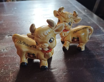 Vintage 50s Switzerland Chateau de Oex kitsch bull cow bell salt pepper shakers