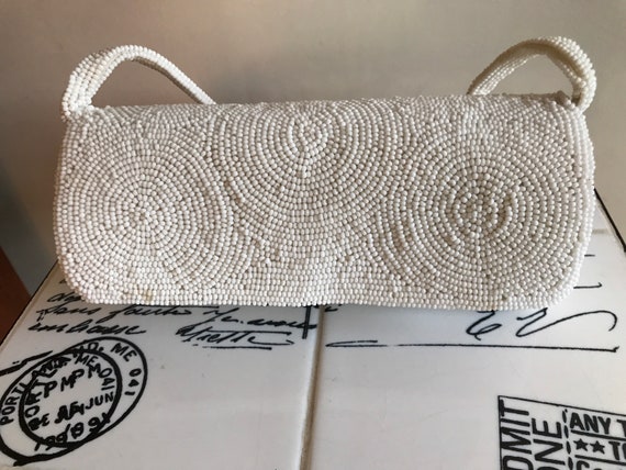 White Beaded Art Deco Clutch Purse Evening Bag Scalloped Vine