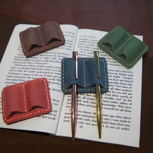 Handmade Leather 2-Pen Holder Clip,Traveler&#39;s Notebook Clip With Pen Holder,Custom Pen Clip for Notebook Journal