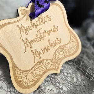 Halloween Gothic / coquette style personalised large Boo Basket Tag / sign, Wooden engraved name tag decoration / gift, Trick or Treat