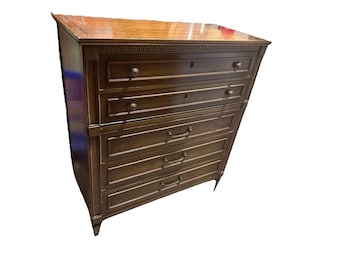 Vintage Federal Style 5-Drawer Chest Dresser Greek Key Trim 45.5x40x19 C Details