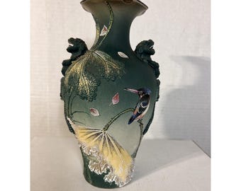 Japanische Moriage handbemalte Porzellanvase Drachengriffe Vogel Blumen grün