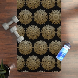 Mandala Yoga Mat: Non-Slip Rubber, Lightweight with Strap