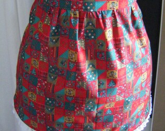 Apron Half Hostess Christmas print and lace