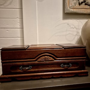 London Leather Jewelry Box with Inlaid Wood Parquet Top Mirror felt lining