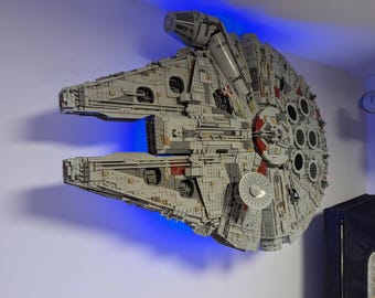 Lego Millennium Falcon Horizontal Wall Mount - UCS 75192