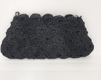 Vintage 1950's - 60's Ladies Black Crocheted Clutch Monedero - Bolso - Cierre de cremallera superior