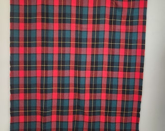 Vintage 1960er Amana Wollmühle Rot, Grün und Schwarz Tartan Wolle 60 x 76 Decke - Bettdecke oder Überwurf