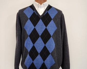 Vintage 1980's - 90's Large Pendleton Pure Virgin Wool Argyle V-neck Sweater