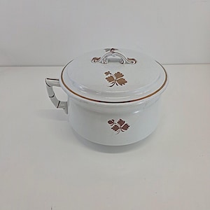 Vintage Unmarked Copper Luster Tea Leaf Ironstone Chamber Pot