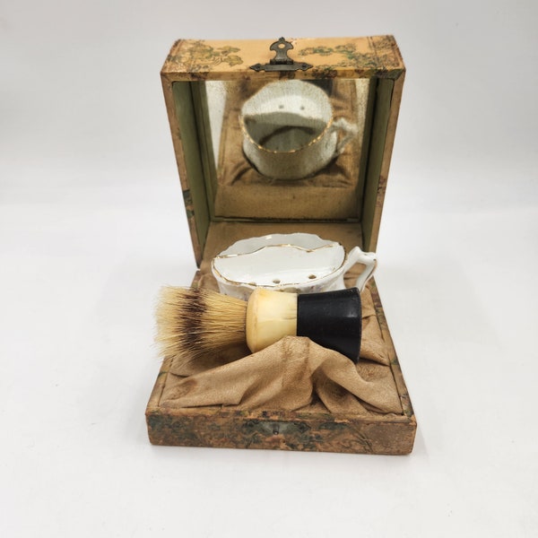 Vintage Turn of the Century Men's or Ladies Celluloid Shaving Set - AS IS