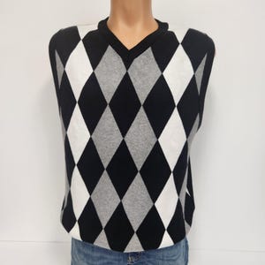 Vintage 1990&#39;s Men&#39;s Medium/Large Coofandy Black Argyle V-Neck Sweater Vest