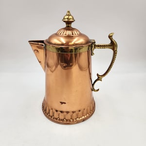 Vintage Early 1900&#39;s Copper Tea or Coffee Pot