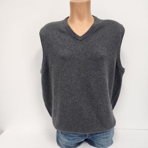 Vintage 1990&#39;s NOS Men&#39;s Duluth Trading Company XL Gray V-neck Sweater Vest