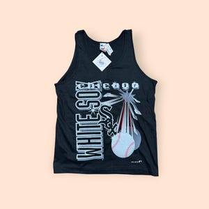 m*︎様 LYFT MLB Tanktop Chicago White Sox m*︎様 LYFT MLB Tanktop Chicago White Sox LYFT MLB TANKTOP CHICAGO