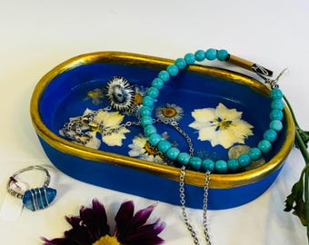 Bandeja decorativa para joyas con flores prensadas