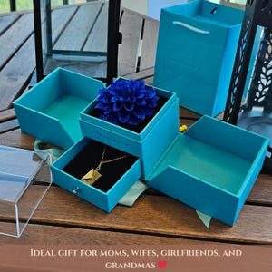 Cadeau rose stabilisé pour elle - Fleur de dahlia scintillante dans une boîte cadeau avec porte-clés - Cadeau d'anniversaire, de fête des mères, de fleur éternelle