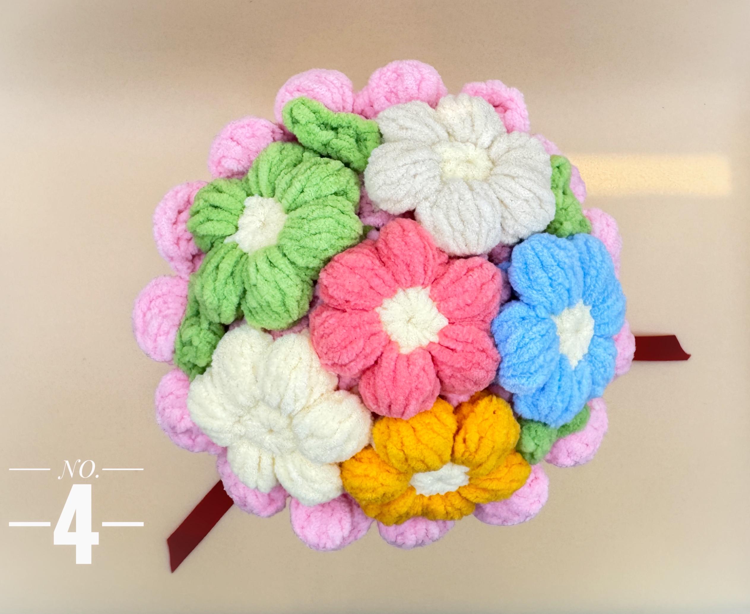 ハンドメイドかぎ針編みフラワーブーケ - 6インチのピンクの茎と7つの