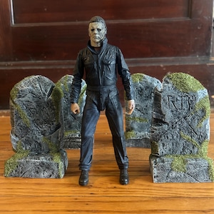 1/12 tombstones. Set of 2