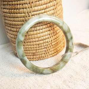 58mm Burmese Grade A Jadeite Bangle – Exquisite marbled apple green with golden honeycomb pattern, For elegance and prosperity Jade Bracelet