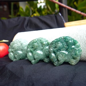 Natural Burmese Jadeite Pixiu Pendant 42mm – Grade A Green Jade | Double-Sided Hand-Carved Feng Shui Wealth Amulet, Guardian Dragon Charm