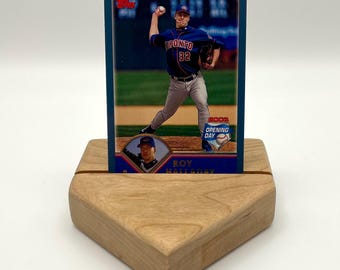 Expositor de tarjetas de béisbol / Diseño de placa de home / Soporte de madera para tarjetas coleccionables / Estuche de carga superior o sin rematar / Soporte para una sola tarjeta / Base de escritorio